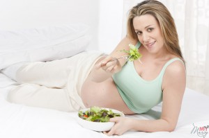 Правильное питание во время беременности Каким же должно быть питание беременной? Что полезно в этот период для женщины, а от чего стоит отказаться?