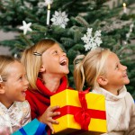 Способы организации новогоднего подарка детям от Деда Мороза