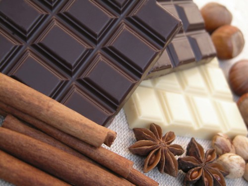 Шоколад можно приготовить дома (фото: hand-crafted-chocolate.com)