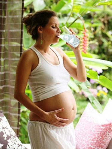 Летней беременностью главное знать, как облегчить себе жизнь в жару (фото: www.pembesaglik.com)
